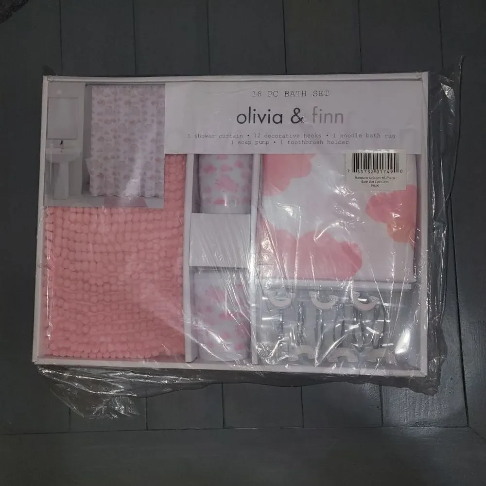 Olivia Finn Rainbow Unicorn 16 kids decor Piece Bath Set